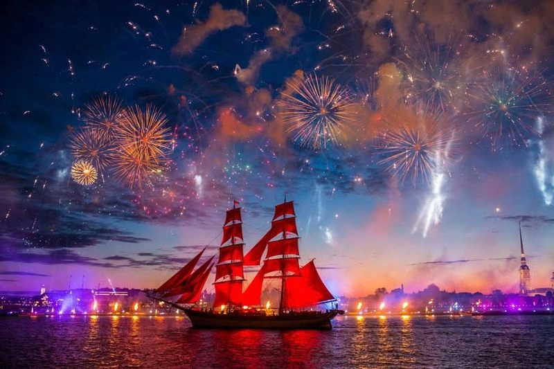فستیوال شب‌های سفید (White Nights Festival)