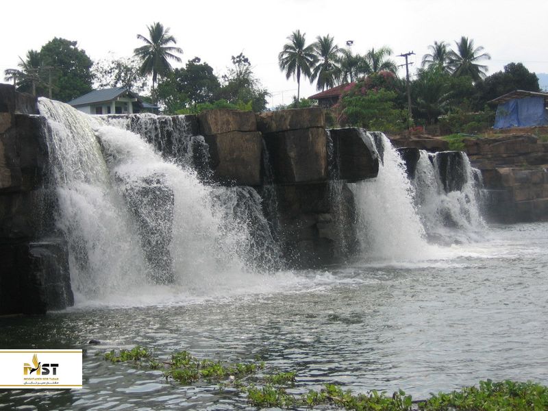  آبشار Hin Phoeng
