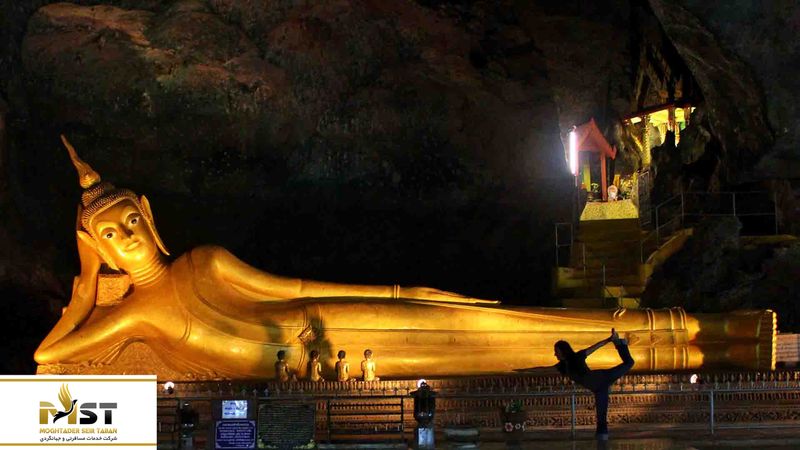 مجسمه یکی از خدایان بودا در پوکت