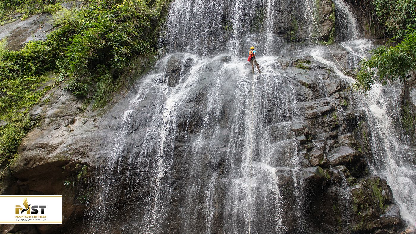 آبشار نوردی در تایلند