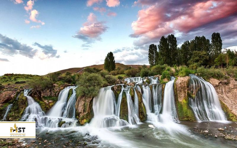 Muradiye waterfall