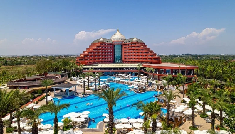 هتل‌های لوکس لارا، نزدیک به مراکز خرید