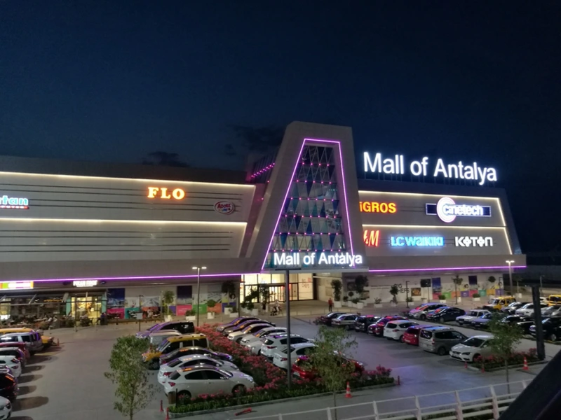 مال آف آنتالیا یکی از مهمترین بخش‌های متصل به مرکز خرید اوت‌لت دیپو