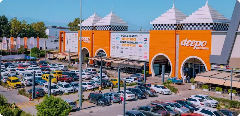 مرکز خرید دیپو، قدیمی ترین اوت لت آنتالیا