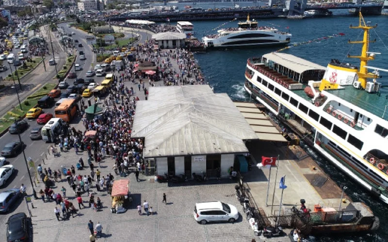 اسکله امینونو استانبول