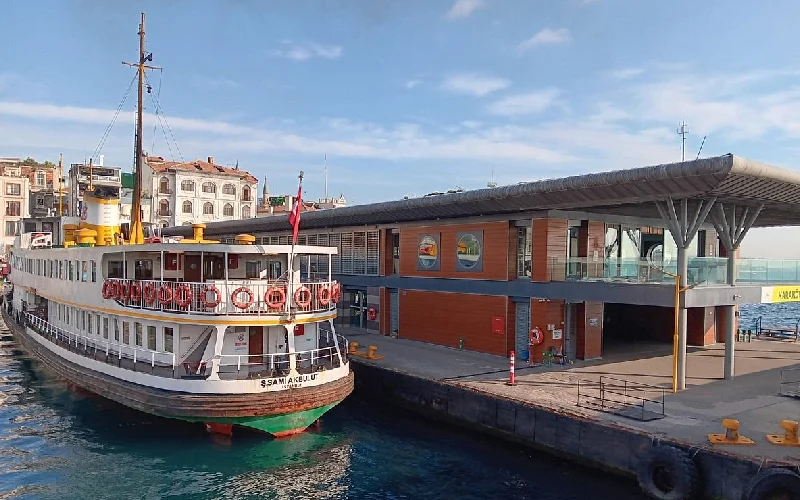 اسکله کاراکوی استانبول