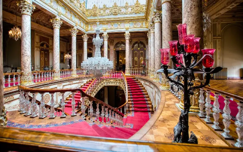  بخش‌های مختلف کاخ دولما باغچه 