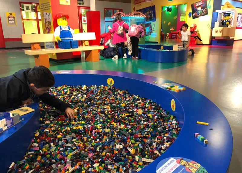 لگولند دیسکاوری سنتر در فروم استانبول