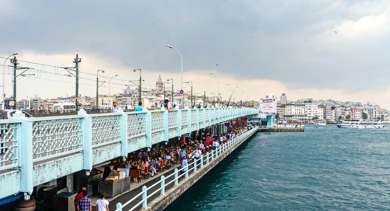 پل گالاتا کجاست؟