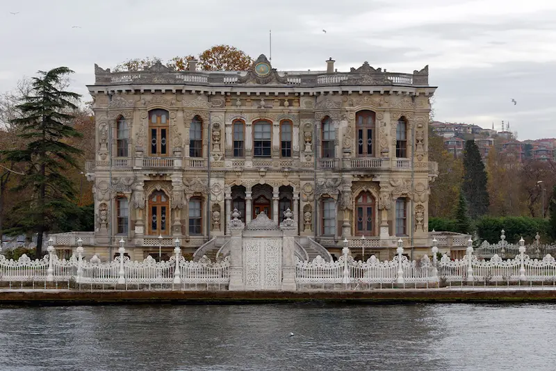 کاخ کوچوکسو در استانبول