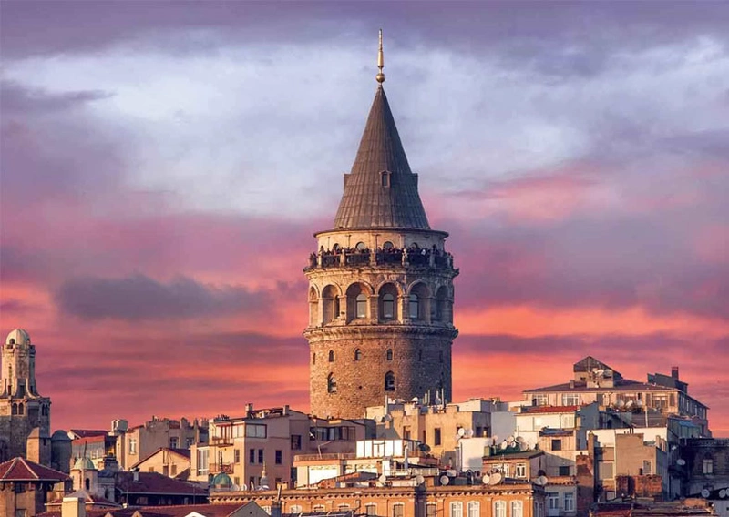 نمای باشکوه و تاریخی برج گالاتا