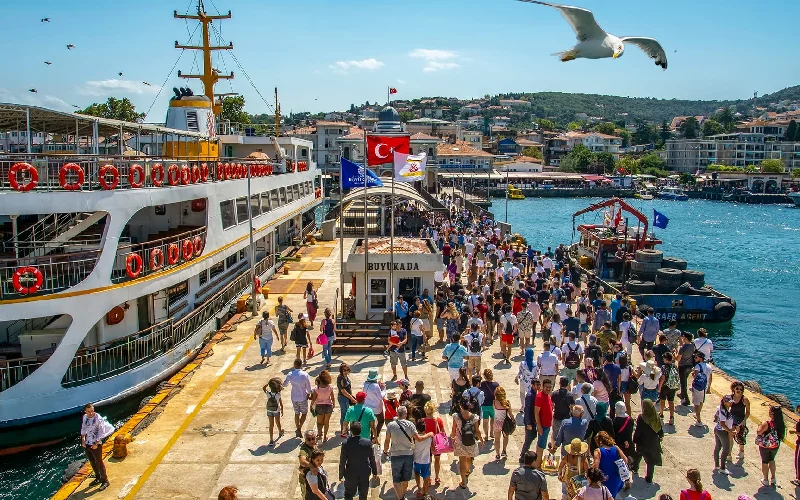 جزایر پرنس از اسکله امینونو استانبول