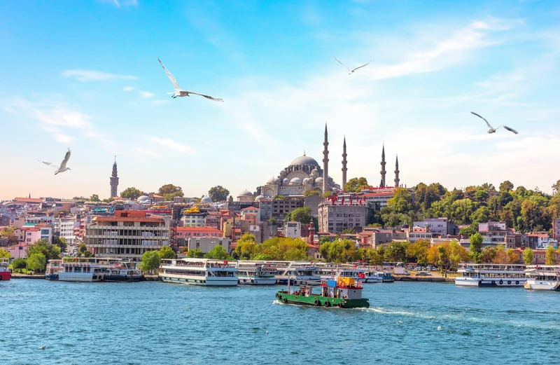 جاذبههای اطراف مسجد سلیمانیه