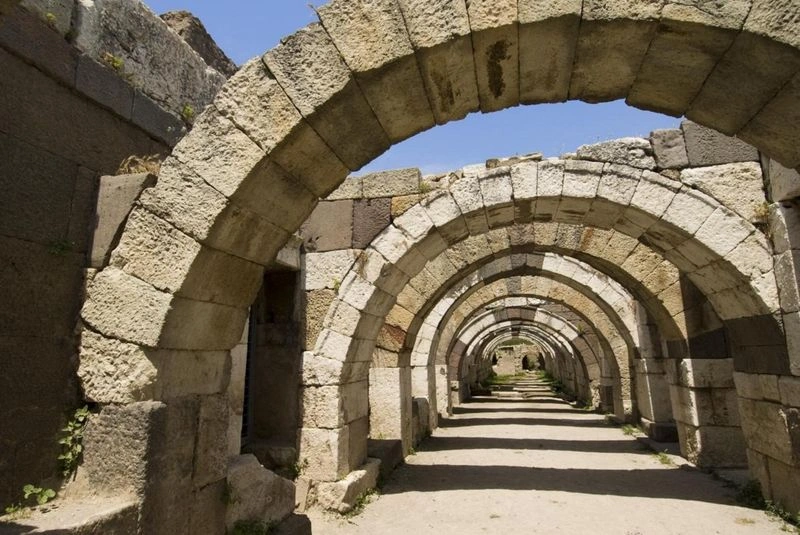 موزه روباز و سایت تاریخی آگورا  (Agora Open Air Museum) ازمیر ترکیه