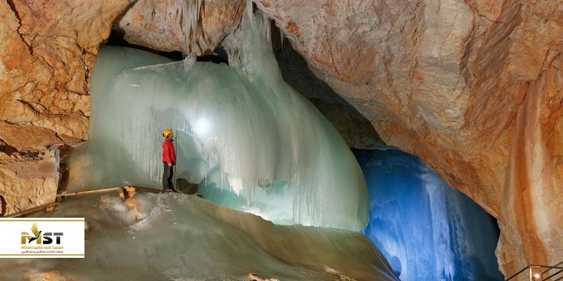 غار یخی اتریش